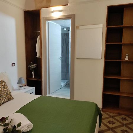 L'incanto salentino Bed and Breakfast Muro Leccese Esterno foto