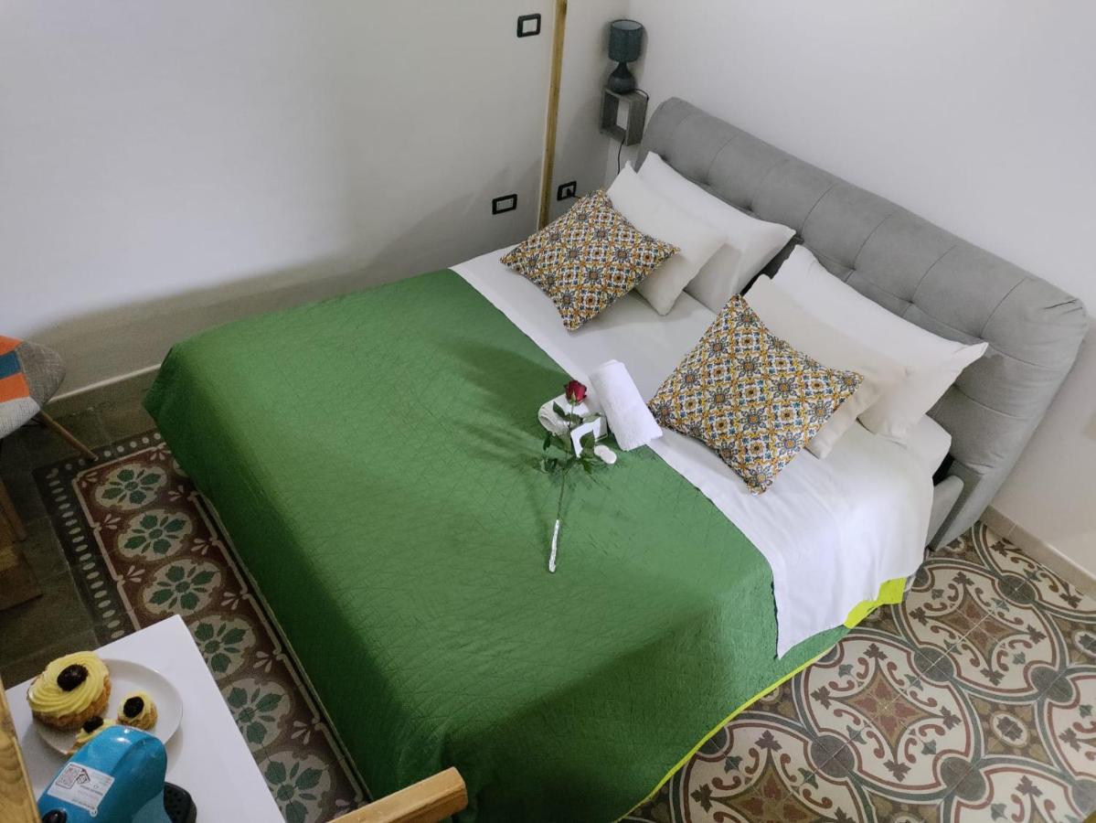 L'incanto salentino Bed and Breakfast Muro Leccese Esterno foto