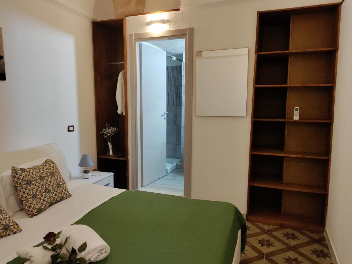 L'incanto salentino Bed and Breakfast Muro Leccese Esterno foto